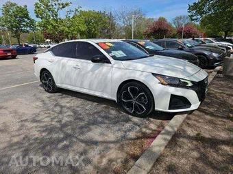 2023 Nissan Altima SR – miniatura 4