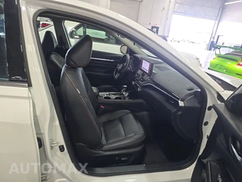 2023 Nissan Altima SR – miniatura 8