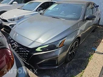2023 Nissan Altima SR – miniatura 2