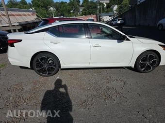 2023 Nissan Altima SR - miniatura 4