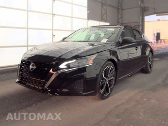 2023 Nissan Altima SR