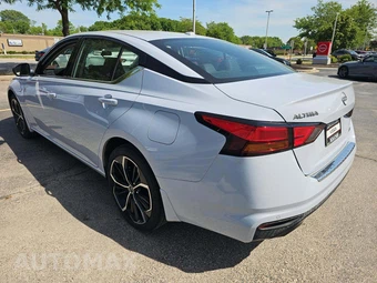 2023 Nissan Altima SR – miniatura 2