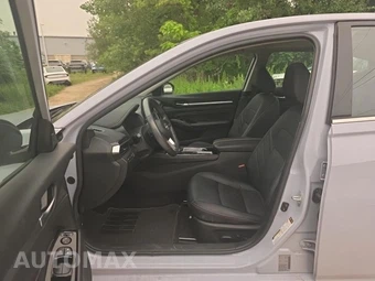 2023 Nissan Altima SR – miniatura 11