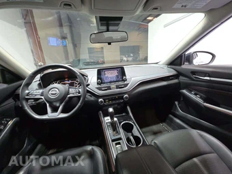 2023 Nissan Altima SR - miniatura 10