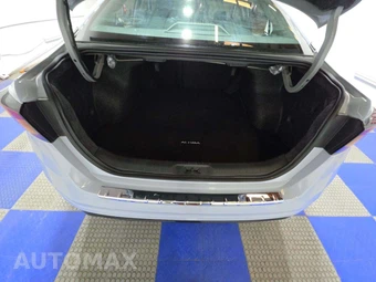 2023 Nissan Altima SR - miniatura 14