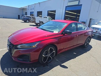 2023 Nissan Altima SR