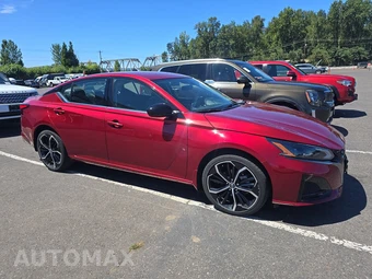 2023 Nissan Altima SR - miniatura 3