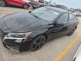 2023 Nissan Altima SR