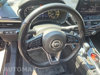 2023 Nissan Altima SR – miniatura 10
