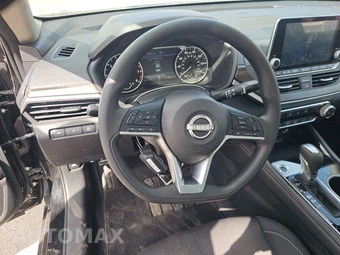 2023 Nissan Altima SV – miniatura 10