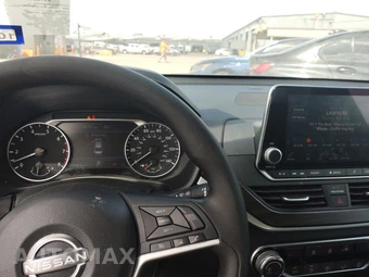 2023 Nissan Altima SV – miniatura 23