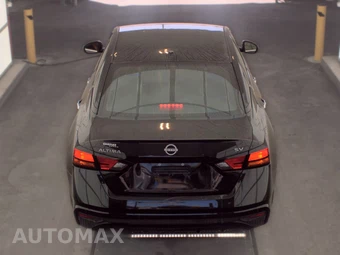 2023 Nissan Altima SV – miniatura 5