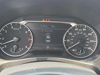 2023 Nissan Altima SV – miniatura 6