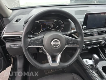 2023 Nissan Altima SV – miniatura 10