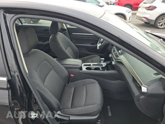 2023 Nissan Altima SV – miniatura 8