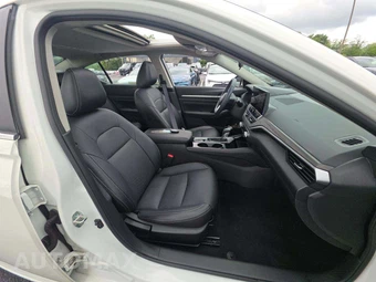 2023 Nissan Altima SV - miniatura 18
