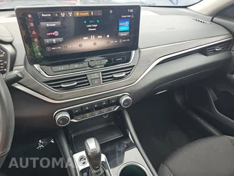 2023 Nissan Altima SV - miniatura 17