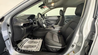 2023 Nissan Altima SV - miniatura 15