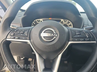 2023 Nissan Altima SV - miniatura 10