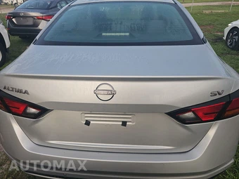 2023 Nissan Altima SV - miniatura 5