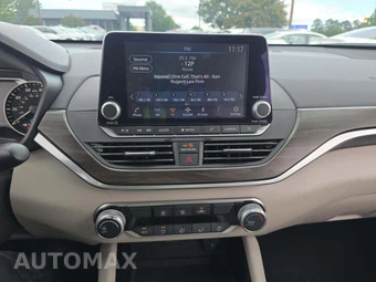 2023 Nissan Altima SV – miniatura 10