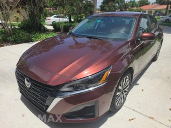 2023 Nissan Altima SV
