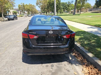 2023 Nissan Altima SV - miniatura 5