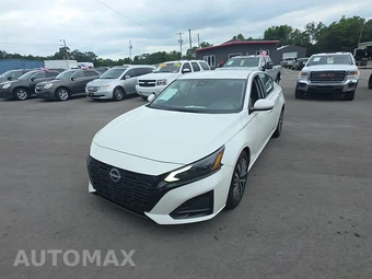 2023 Nissan Altima SV