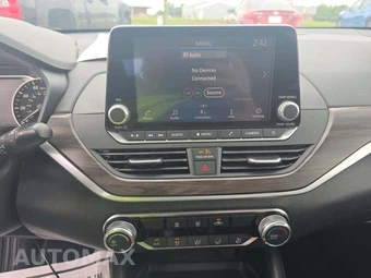 2023 Nissan Altima SV – miniatura 7