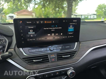 2023 Nissan Altima SV - miniatura 10