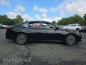 2023 Nissan Altima SV - miniatura 4