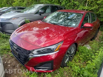 2023 Nissan Altima SV