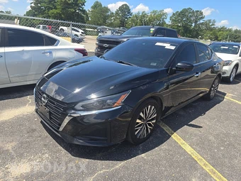 2023 Nissan Altima SV