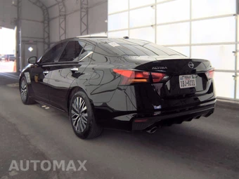 2023 Nissan Altima SV - miniatura 8