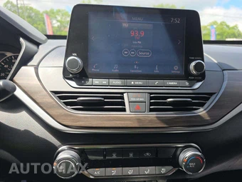 2023 Nissan Altima SV - miniatura 10