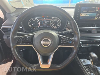 2023 Nissan Altima SV - miniatura 10