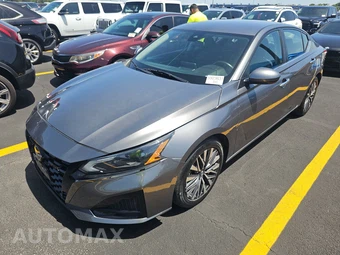 2023 Nissan Altima SV