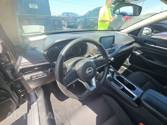 2023 Nissan Altima SV – miniatura 11