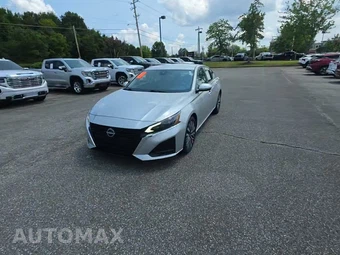 2023 Nissan Altima SV
