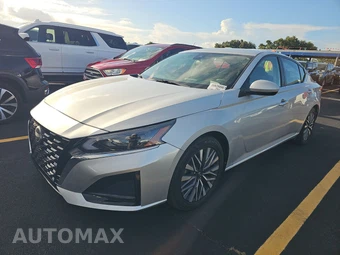 2023 Nissan Altima SV