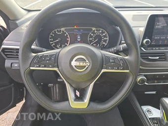 2023 Nissan Altima SV - miniatura 10