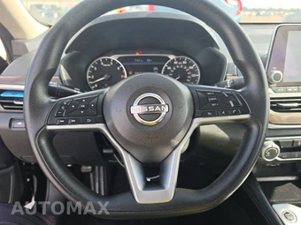 2023 Nissan Altima SV - miniatura 10