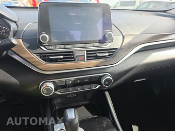 2023 Nissan Altima SV - miniatura 11
