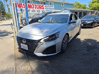 2023 Nissan Altima SV