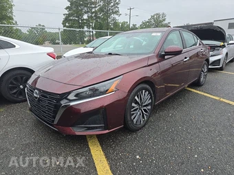 2023 Nissan Altima SV