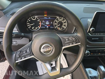 2023 Nissan Altima SV - miniatura 10