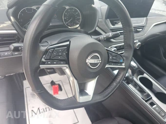 2023 Nissan Altima SV - miniatura 10