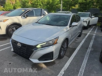 2023 Nissan Altima SV