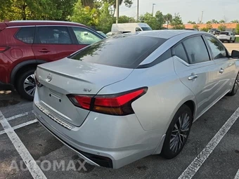 2023 Nissan Altima SV - miniatura 5