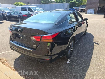 2023 Nissan Altima SV - miniatura 3